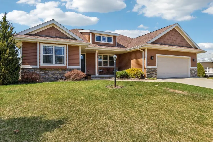 531 Whitford Avenue, Prairie Du Sac, WI 53578 - #2