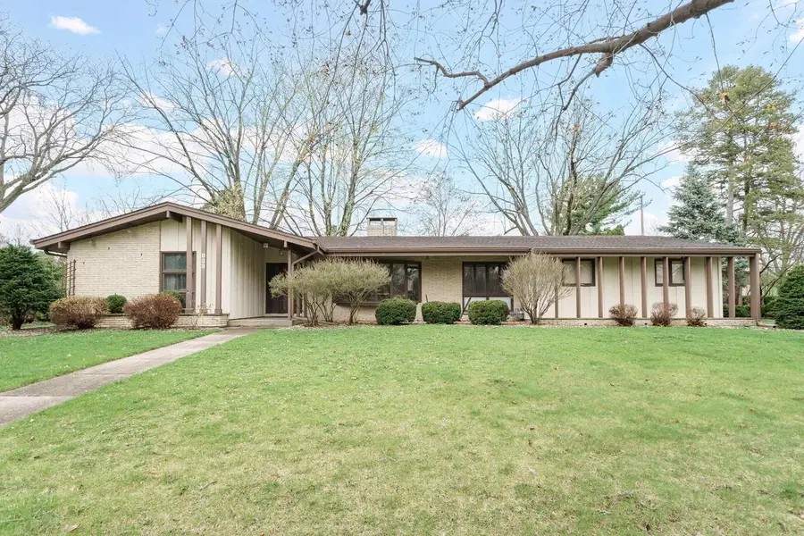 833 Marion Avenue, Janesville, WI 53548 - #2