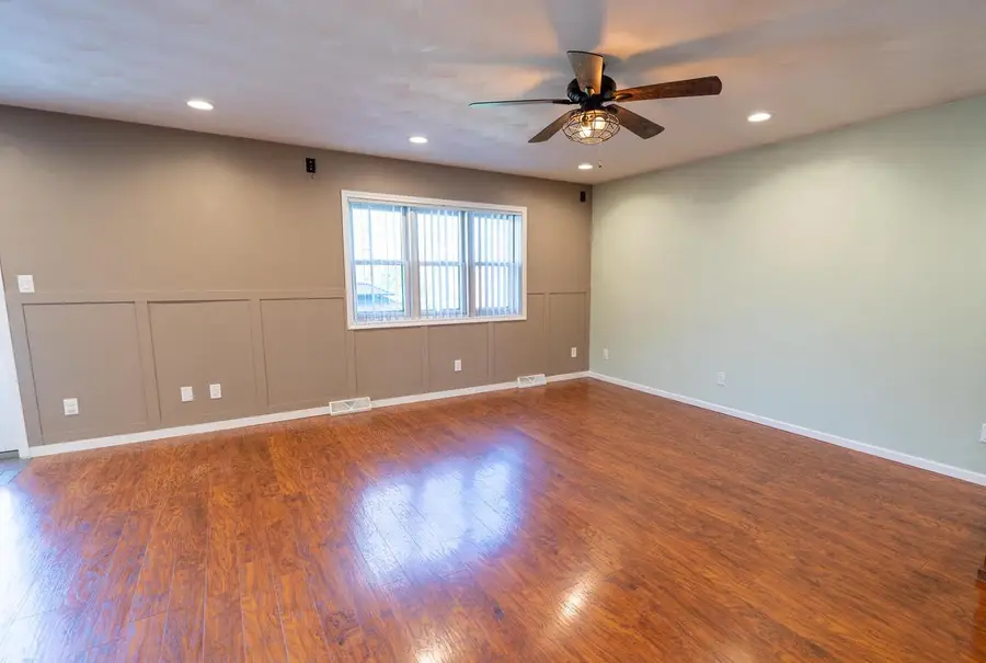 303 N Summit Street, Albany, WI 53502 - #3