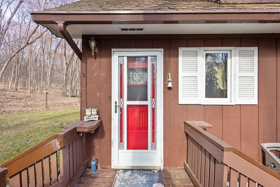 W11056 Lakeview Drive, Merrimac, WI 53561 - #3