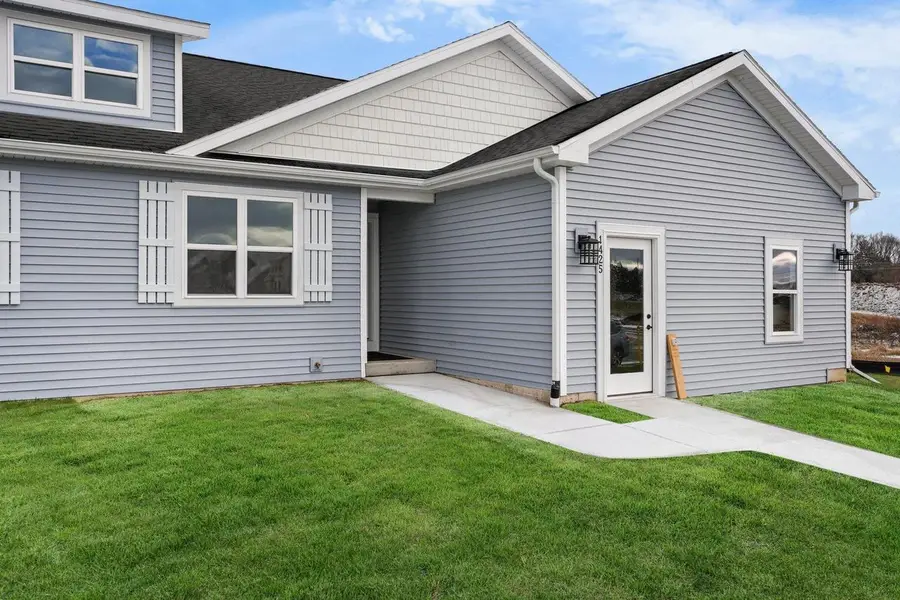 1425 S Page Street, Stoughton, WI 53589 - #2