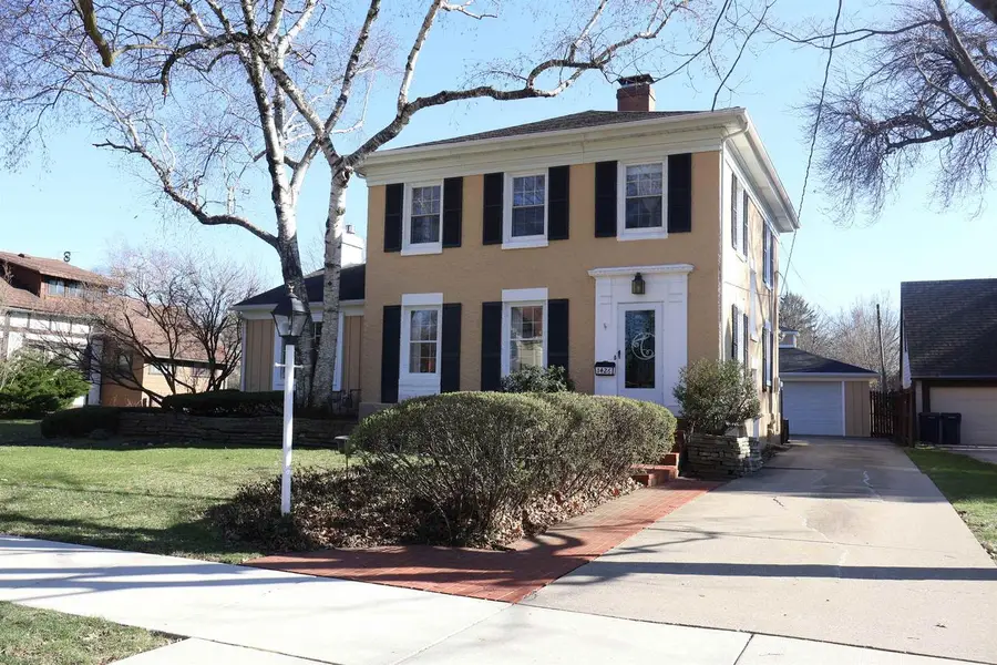 1426 Ruger Avenue, Janesville, WI 53545 - #2