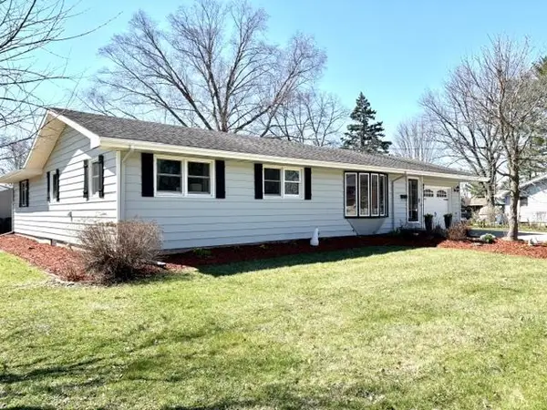 907 Lamar Drive, Milton, WI 53563