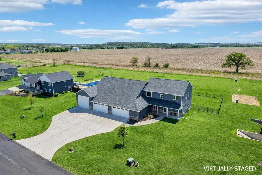 W2821 Fonda Lane, Belleville, WI 53508 - #2