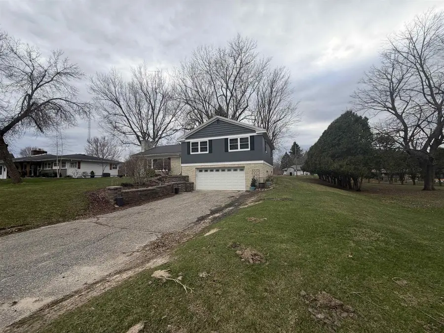 331 Bowman Road, Wisconsin Dells, WI 53965 - #2