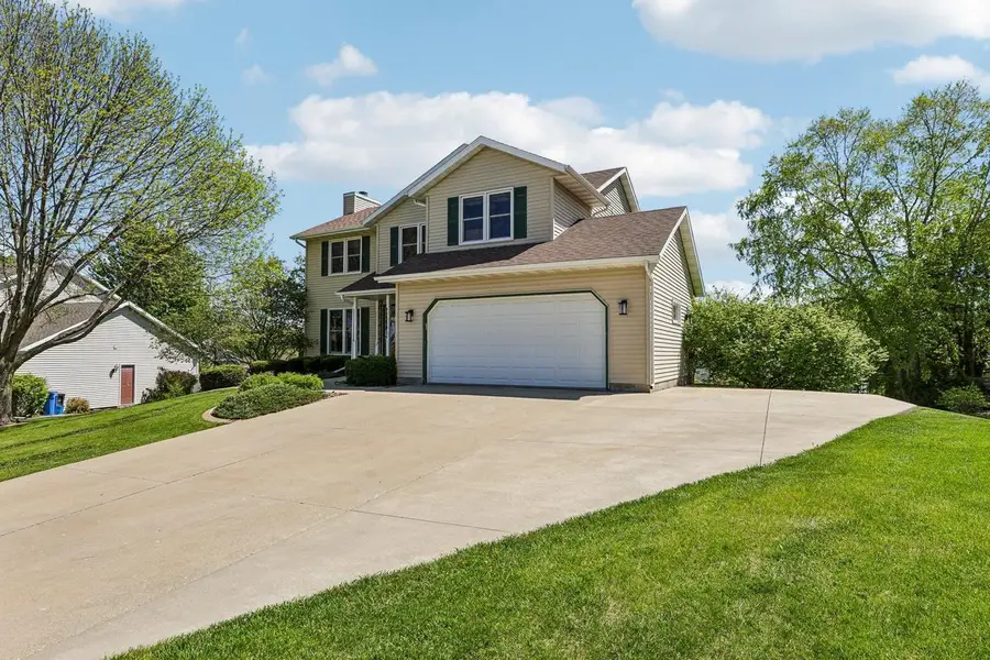 422 Oakwood Drive, Oregon, WI 53575 - #3