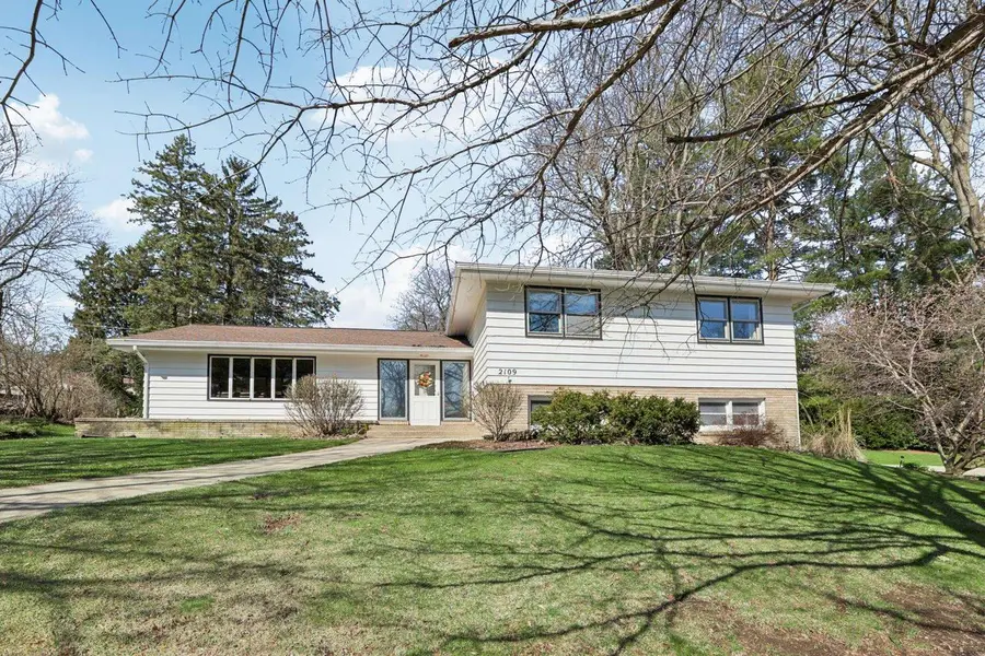 2109 20th Avenue, Monroe, WI 53566 - #3