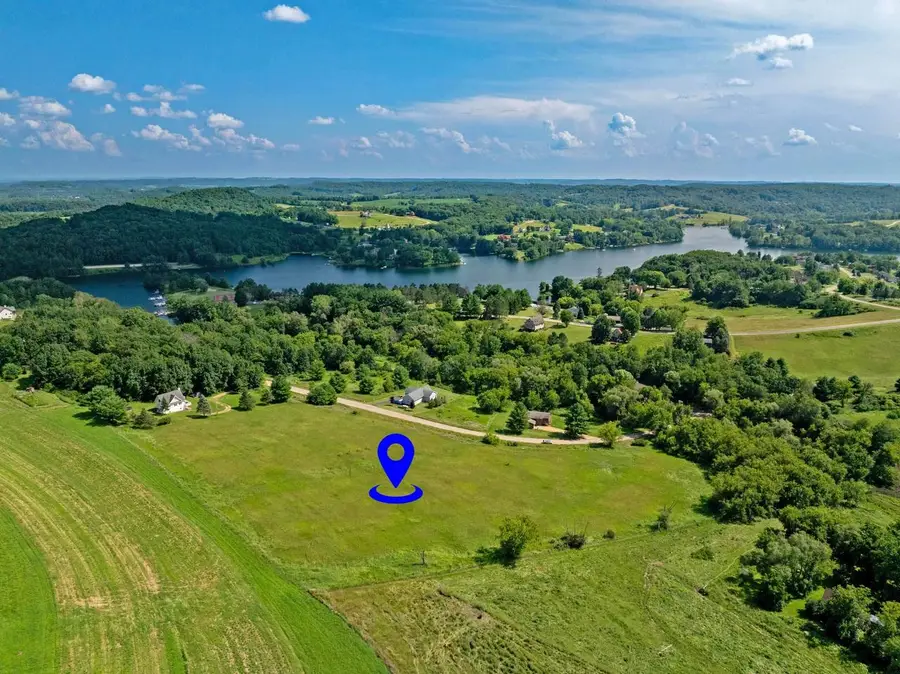 L1135 Amsterdam Court, La Valle, WI 53941 - #2