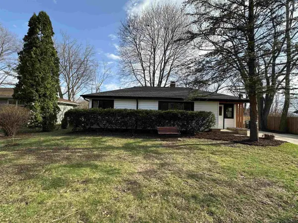 5009 E Buckeye Road, Madison, WI 53716