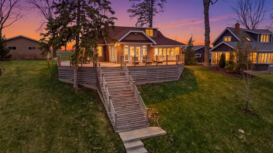 W10753 Blackhawk Trail, Fox Lake, WI 53933 - #3