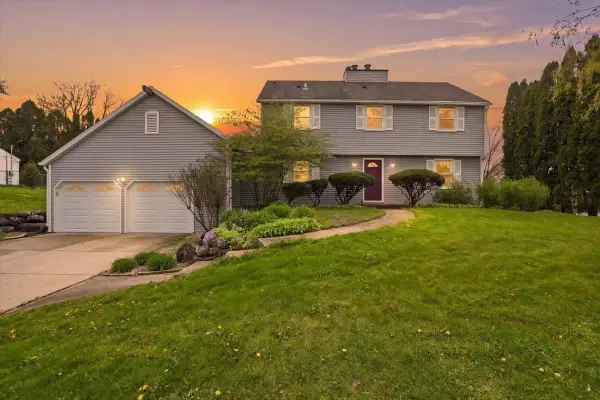 2830 Grandview Boulevard, Madison, WI 53713