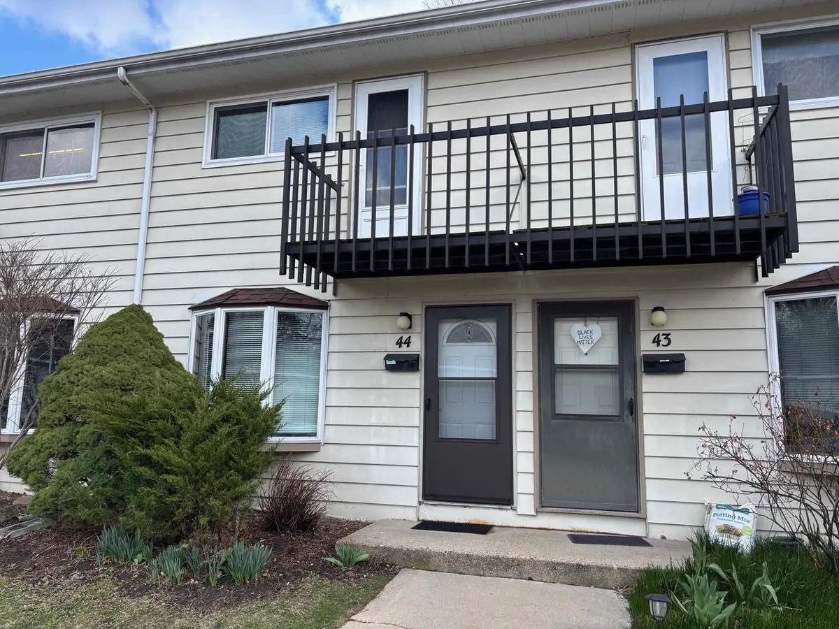 44 N Lakewood Gardens Lane, Madison, WI 53704 - #1