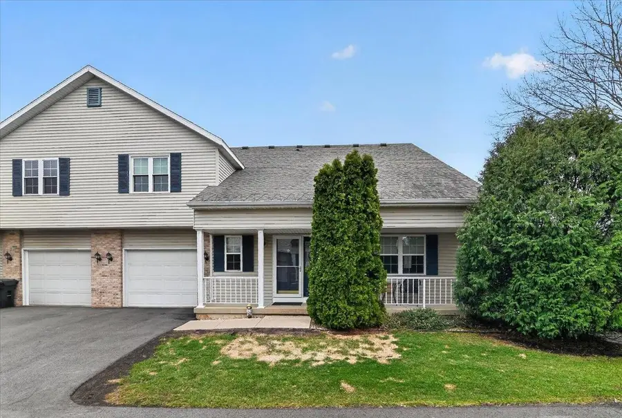 957 Chandler Lane, Sun Prairie, WI 53590 - #2