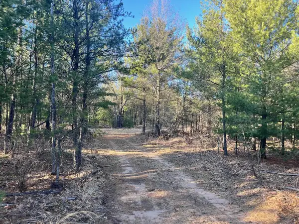 930 County Road C, Hancock, WI 54943