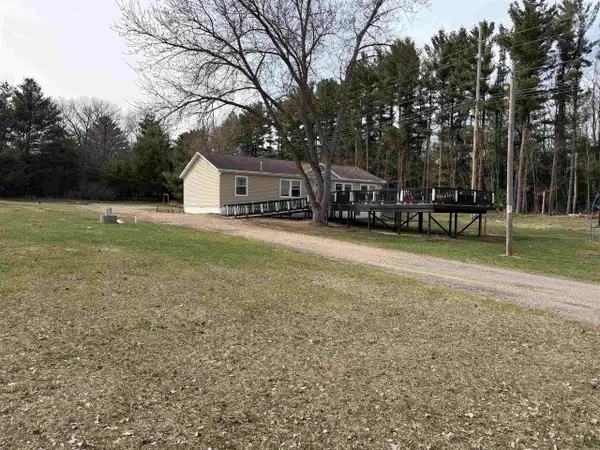 3377 3rd Lane Lane, Oxford, WI 53952