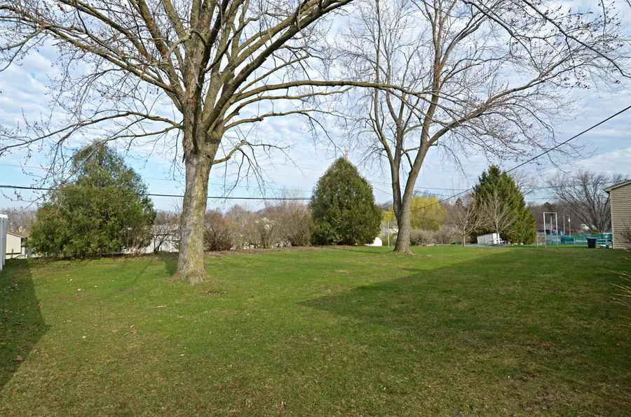 937 Hillside Drive, Jefferson, WI 53549 - #2