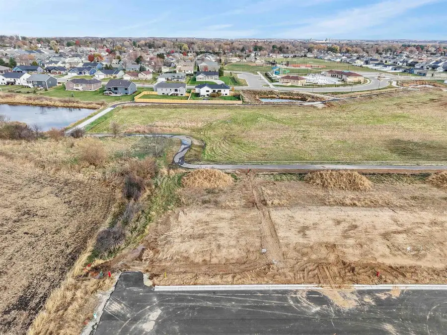 76 8th Street, Evansville, WI 53536 - #2