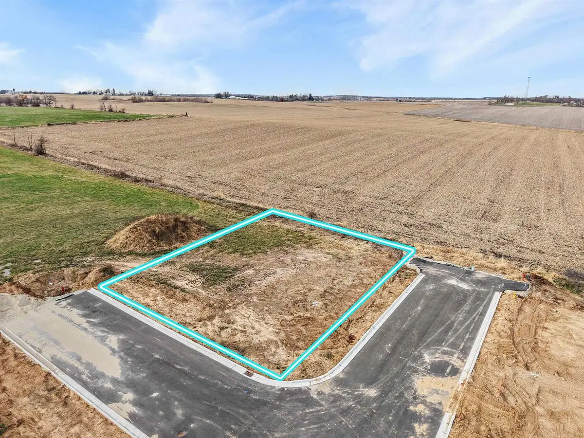 71 8th Street, Evansville, WI 53536 - #1
