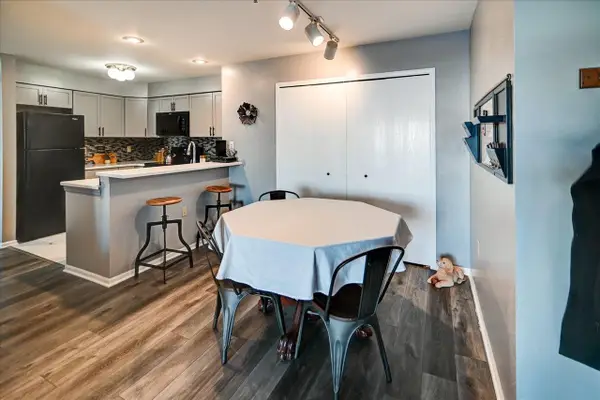 203 Kearney Way #104, Waunakee, WI 53597