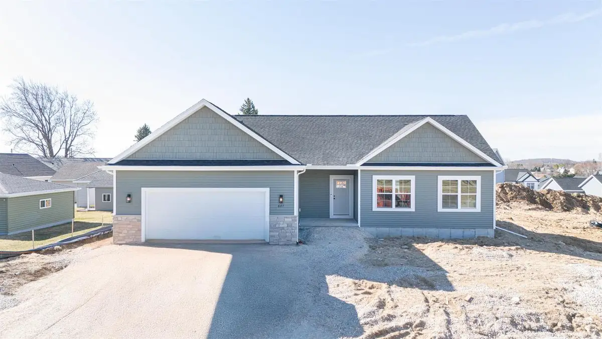 336 Sandmar Drive, Ripon, WI 54971 - #1