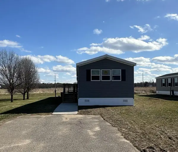 W5404 State Road 82 #23, Mauston, WI 53948