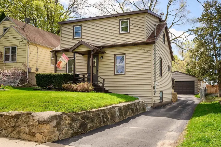 1733 Heath Avenue, Madison, WI 53704 - #2