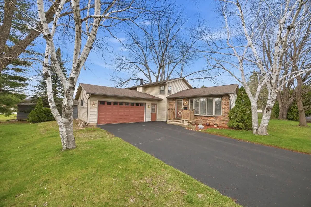 1213 Adrian Boulevard, Fort Atkinson, WI 53538 - #1