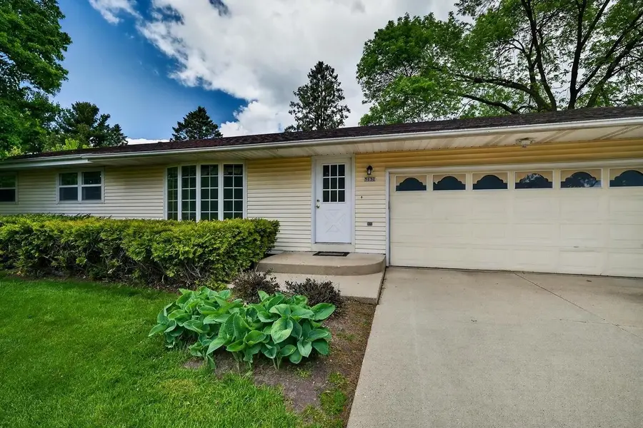 5630 Lacy Road, Fitchburg, WI 53711 - #2