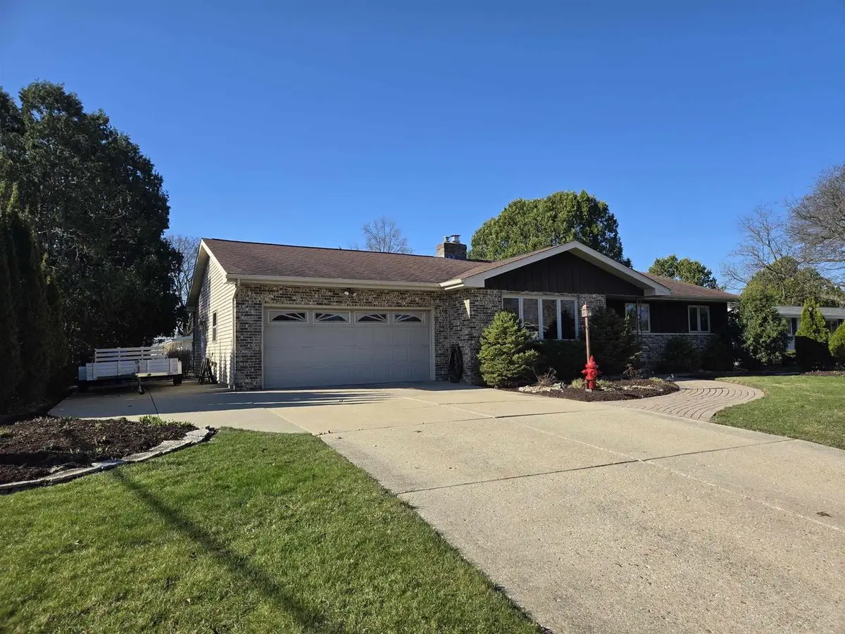 7003 Park Circle, Middleton, WI 53562 - #1