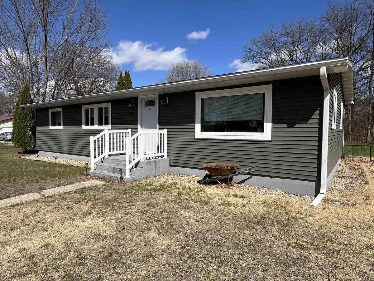 526 5th Street, Muscoda, WI 53573 - #1