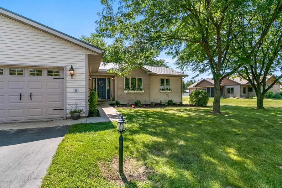 1040 Saddle Ridge, Portage, WI 53901 - #2