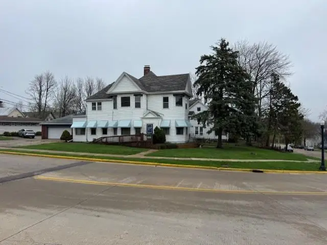 302 Ash Street, Baraboo, WI 53913 - #2