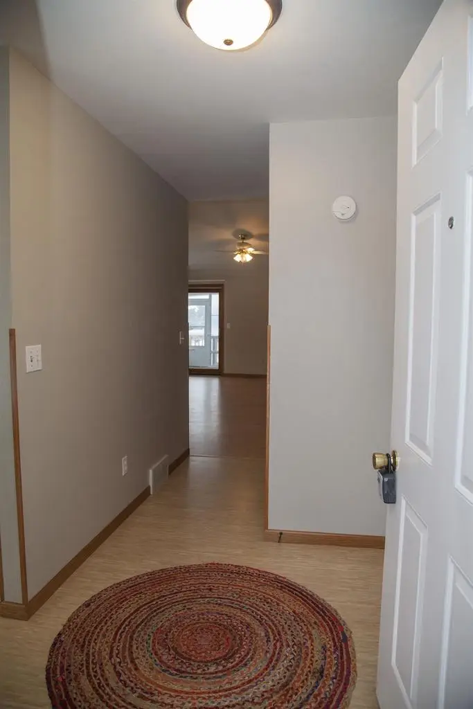 1045 Saddle Ridge, Portage, WI 53901 - #2