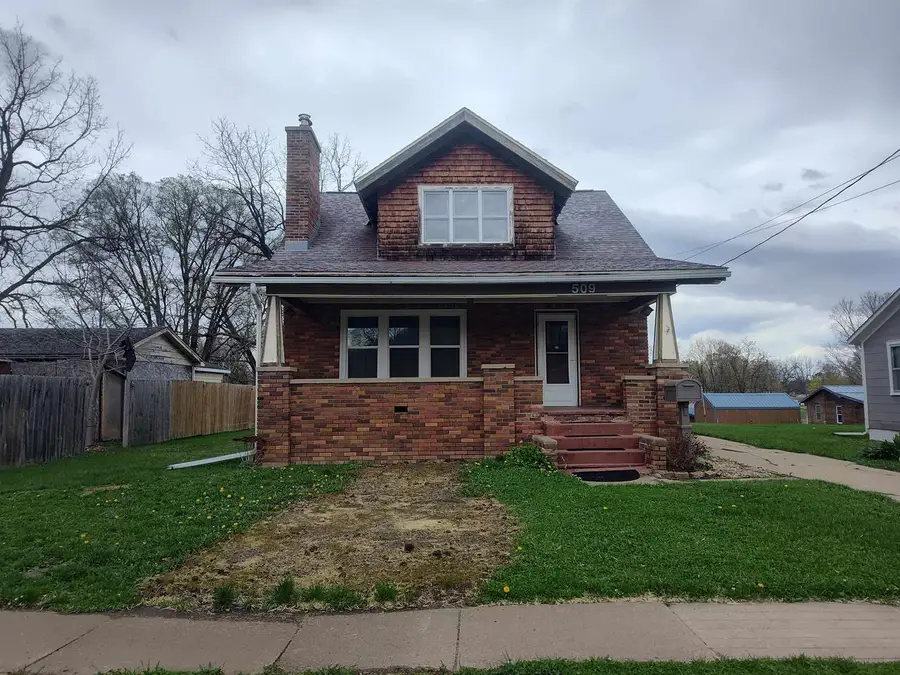 509 East Oak St Street, Boscobel, WI 53805 - #2