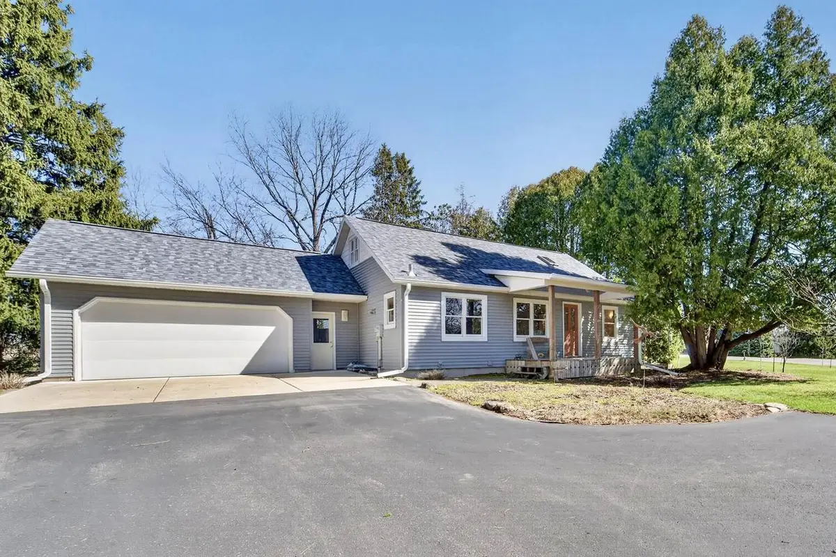 5150 River Road, Waunakee, WI 53597 - #1