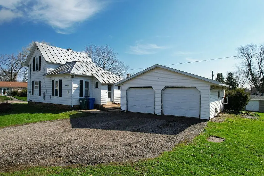 527 Badger Drive, Baraboo, WI 53913 - #1