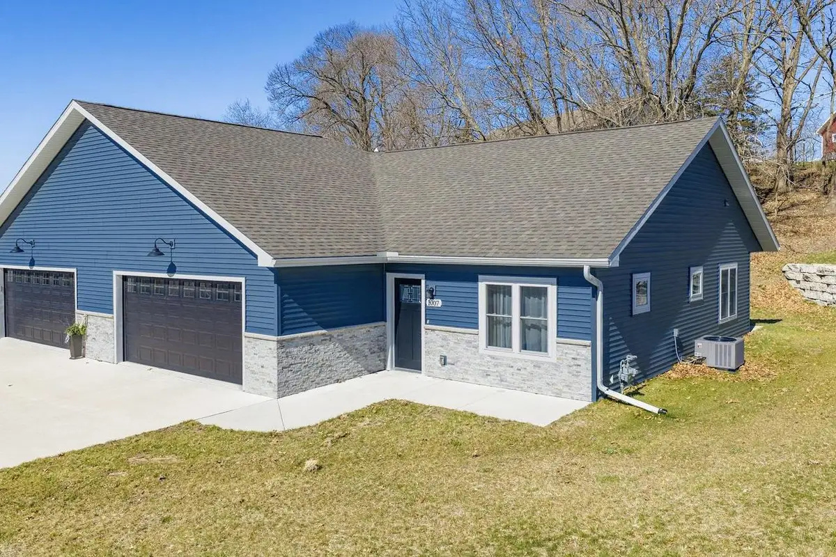 1007 Rusalka Circle, Reedsburg, WI 53959 - #1