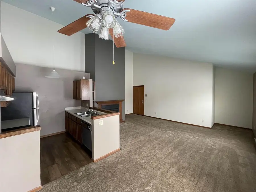 6710 Park Ridge Drive #C, Madison, WI 53719 - #2