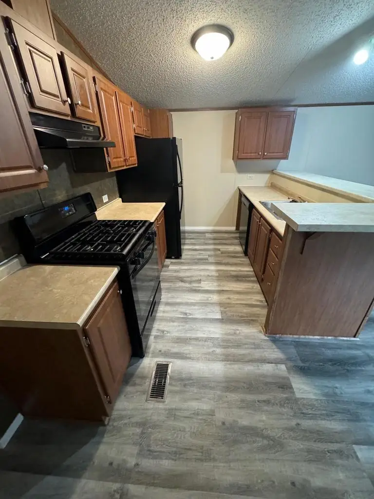 134 Attewell Street #8, Mauston, WI 53948 - #3