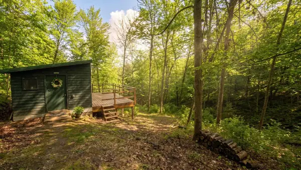 E5894 Jore Road, Westby, WI 54667