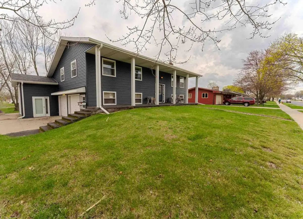 800 East Avenue, Tomah, WI 54660 - #1