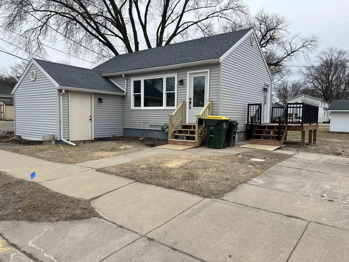 219 6th Street, Richland Center, WI 53581 - #1