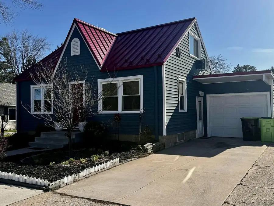 210 Academy Street, Fox Lake, WI 53933 - #3