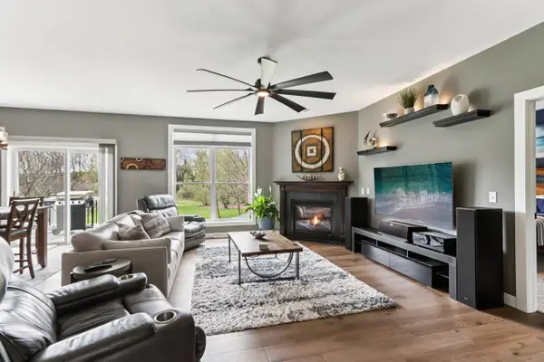 4644 Pierceville Road, Cottage Grove, WI 53527