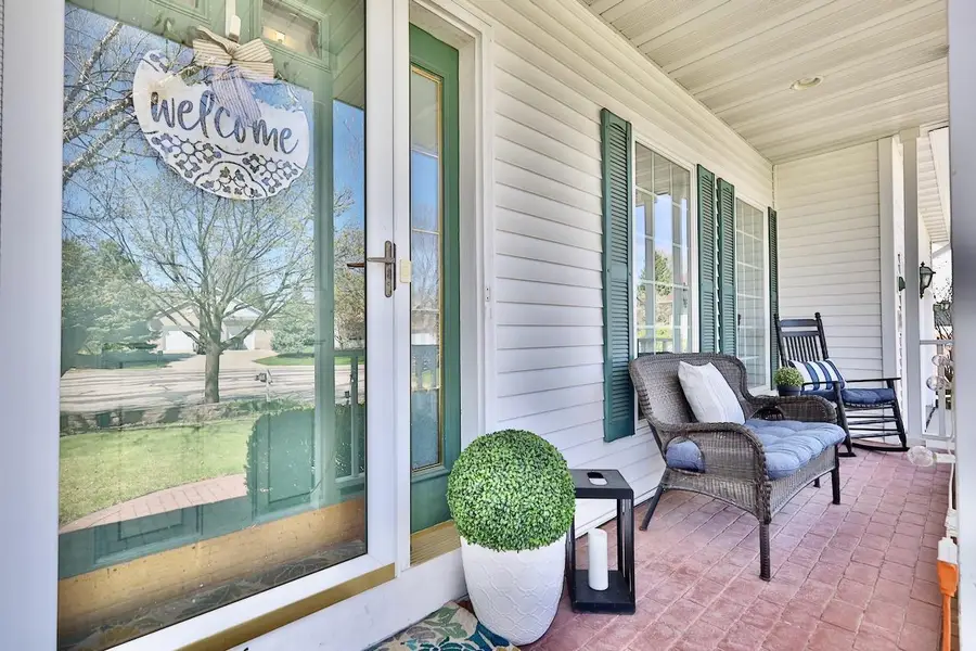 962 Kimberton Court, Sun Prairie, WI 53590 - #2