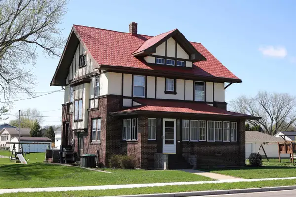 617 Lake Avenue, Monticello, WI 53570