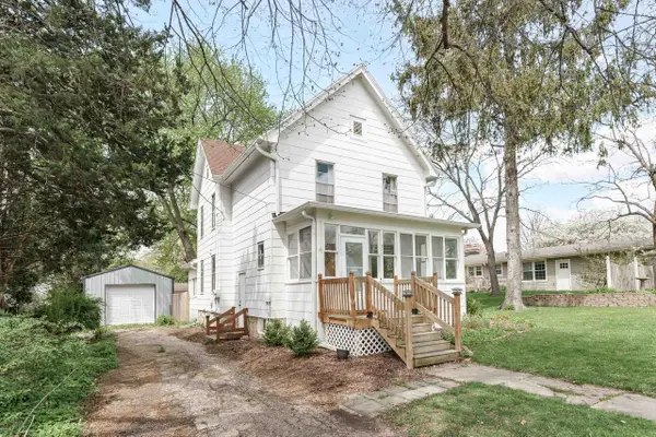 212 Madison Avenue, Deforest, WI 53532