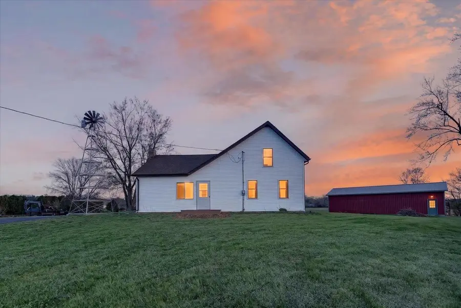 8357 Territorial Road, Evansville, WI 53536 - #2