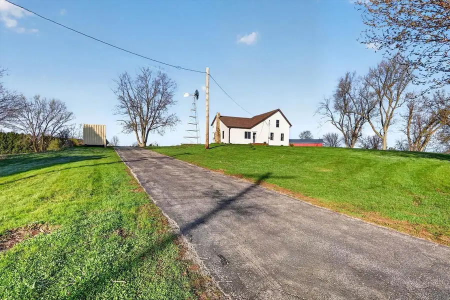 8357 Territorial Road, Evansville, WI 53536 - #3