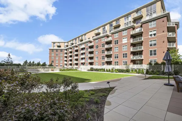 333 Mifflin Street #2090, Madison, WI 53703